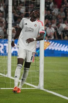 Tammy Abraham of Besiktas reacts during the UEFA Europa League 2025 26 Second Qualifying Round First Leg match between Besiktas and Shakhtar Donetsk at Tupras Stadium on July 24, 2025 in Istanbul, Turkey. Istanbul Tupras Stadium Turkey Copyright: xSeskimphotox Besiktas-Shakhtar240725 (14)