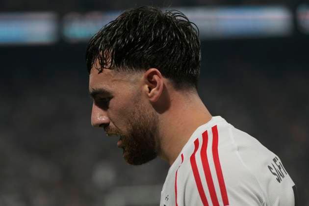 Orkun Kokcu of Besiktas during the UEFA Europa League 2025 26 Second Qualifying Round First Leg match between Besiktas and Shakhtar Donetsk at Tupras Stadium on July 24, 2025 in Istanbul, Turkey. Istanbul Tupras Stadium Turkey Copyright: xSeskimphotox Besiktas-Shakhtar240725 (5)