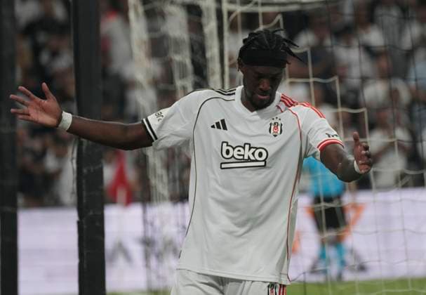 Tammy Abraham of Besiktas reacts during the UEFA Europa League 2025 26 Second Qualifying Round First Leg match between Besiktas and Shakhtar Donetsk at Tupras Stadium on July 24, 2025 in Istanbul, Turkey. Istanbul Tupras Stadium Turkey Copyright: xSeskimphotox Besiktas-Shakhtar240725 (18)