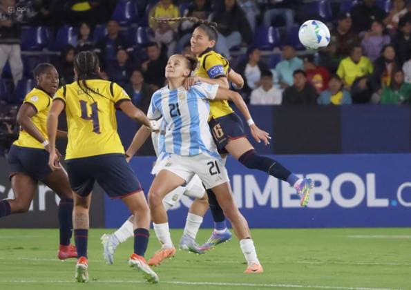 COPA AMERICA FEMENINA ECUADOR VS ARGENTINA July 24, 2025 Meeting between Ecuador VS Argentina for Copa America Femenina at the Banco Guayaquil stadium QUITO PICHINCHA ECUADOR Copyright: xHENRYxLAPOx