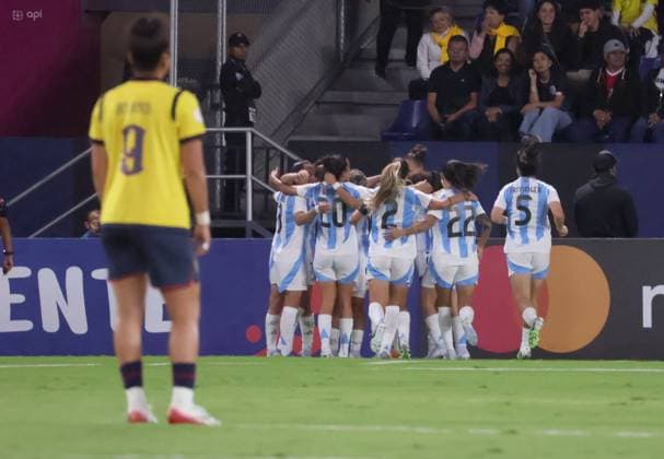 COPA AMERICA FEMENINA ECUADOR VS ARGENTINA July 24, 2025 Meeting between Ecuador VS Argentina for Copa America Femenina at the Banco Guayaquil stadium QUITO PICHINCHA ECUADOR Copyright: xHENRYxLAPOx