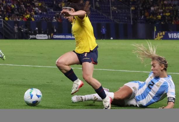 COPA AMERICA FEMENINA ECUADOR VS ARGENTINA July 24, 2025 Meeting between Ecuador VS Argentina for Copa America Femenina at the Banco Guayaquil stadium QUITO PICHINCHA ECUADOR Copyright: xHENRYxLAPOx