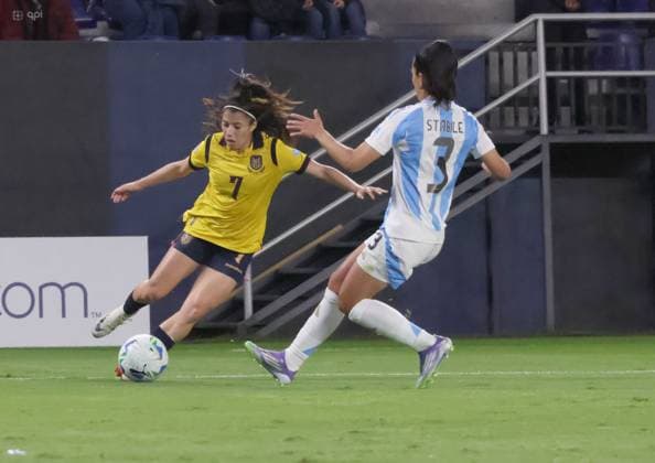 COPA AMERICA FEMENINA ECUADOR VS ARGENTINA July 24, 2025 Meeting between Ecuador VS Argentina for Copa America Femenina at the Banco Guayaquil stadium QUITO PICHINCHA ECUADOR Copyright: xHENRYxLAPOx