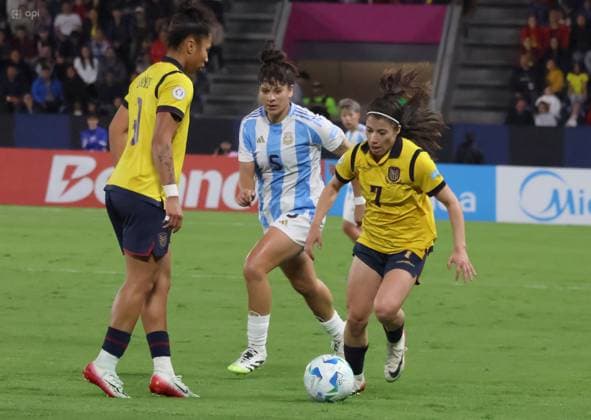 COPA AMERICA FEMENINA ECUADOR VS ARGENTINA July 24, 2025 Meeting between Ecuador VS Argentina for Copa America Femenina at the Banco Guayaquil stadium QUITO PICHINCHA ECUADOR Copyright: xHENRYxLAPOx