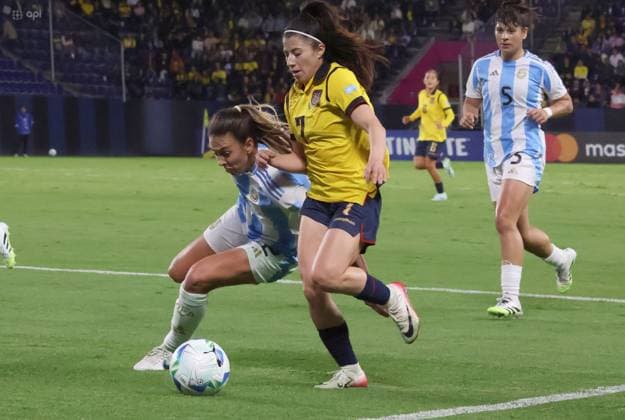 COPA AMERICA FEMENINA ECUADOR VS ARGENTINA July 24, 2025 Meeting between Ecuador VS Argentina for Copa America Femenina at the Banco Guayaquil stadium QUITO PICHINCHA ECUADOR Copyright: xHENRYxLAPOx