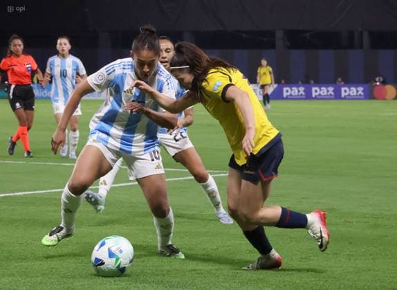 COPA AMERICA FEMENINA ECUADOR VS ARGENTINA July 24, 2025 Meeting between Ecuador VS Argentina for Copa America Femenina at the Banco Guayaquil stadium QUITO PICHINCHA ECUADOR Copyright: xHENRYxLAPOx