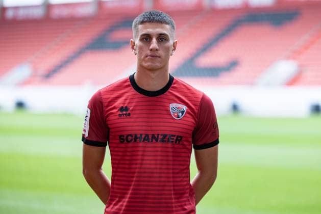 FC Ingolstadt 04 3 Liga, Porträttermin 2025 2026, Emre Gül 5, FCI 3 Liga FC Ingolstadt 04 season 2025 2026