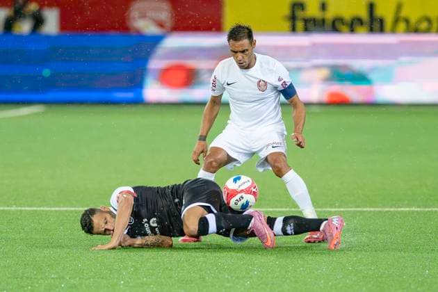 Renato Steffen, FCL, on the ground, hi Camora, CFR, FC Lugano CFR Cluj, qualifying round UEFA Europa League, football, 24 07 2025