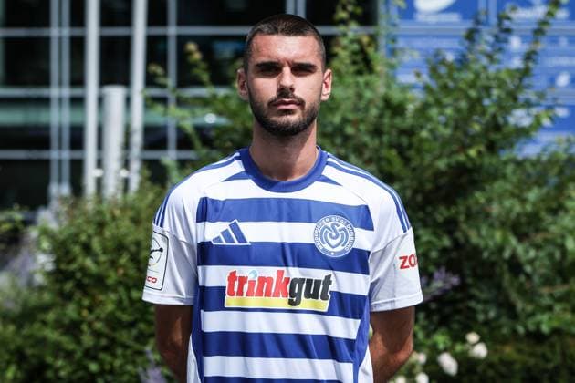 sports, football, 3 league season 2025 2026 team and portrait photo appointment MSV Duisburg 24 07 2025, schauinsland reisen arena Rasim Bulic MSV Duisburg, 6 Duisburg schauinsland reisen arena Nordrhein Westfalen Germany