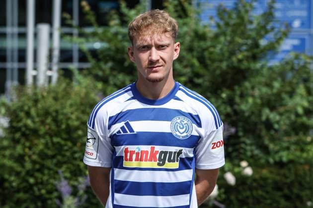 Sports, football, 3 league season 2025 2026 team and portrait photo appointment MSV Duisburg 24 07 2025, schauinsland reisen arena Jannik Zahmel MSV Duisburg, 21 Duisburg schauinsland reisen arena North Rhine-Westphalia Germany