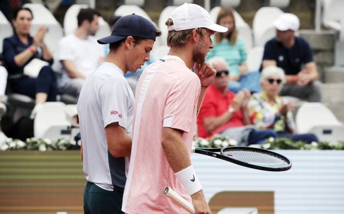 TENNIS - ATP, Tennis Herren Generali Open 2025 KITZBUEHEL,AUSTRIA,25.JUL.25 - TENNIS - ATP World Tour, Generali Open. Image shows Joel Schwaerzler (AUT) and Neil Oberleitner (AUT).  GEPAxpictures xMatthiasxHauer