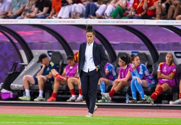 23 07 2025, UEFA Womens European Championship 2025 in Switzerland Semi-final, Germany Spain, At Letzigrund Stadium Zurich Coach Montserrat Tome Spain on the touchline