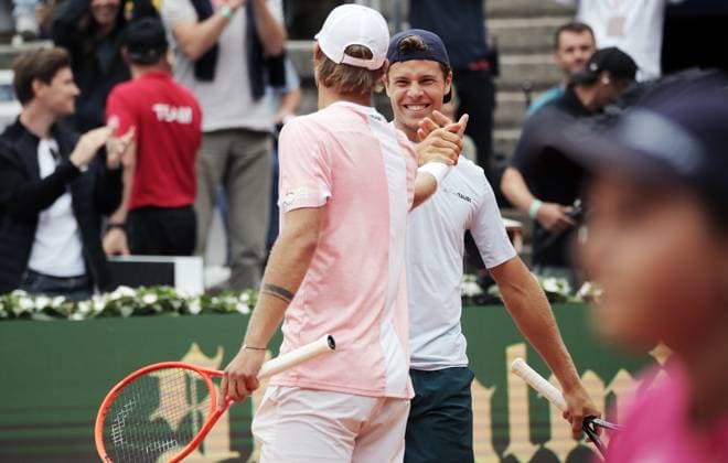 TENNIS - ATP, Tennis Herren Generali Open 2025 KITZBUEHEL,AUSTRIA,25.JUL.25 - TENNIS - ATP World Tour, Generali Open. Image shows the rejoicing of Neil Oberleitner (AUT) and Joel Schwaerzler (AUT).  GEPAxpictures xMatthiasxHauer