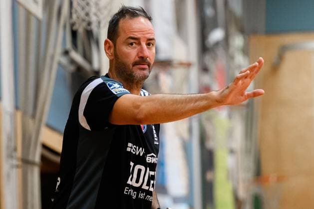 Bietigheim HBL 25 26 Test match TSV Weinsberg SG BBM Bietigheim Coach Iker Romero Bietigheim Bietigheim Bissingen Sporthalle am Viadukt Baden Württemberg Germany