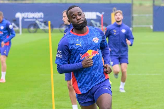 GER, Donaueschingen, Baden Württemberg, Football, RB Leipzig, Training, Training camp, Day 3, Training session 3, Sports ground Aasen, in the picture from l Lutsharel Geertruida RBL, 2 , 25 07 2025 Copyright: HMBxMedia UwexKoch