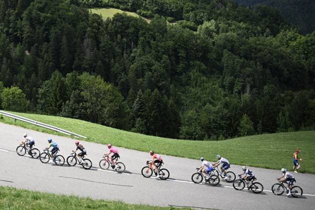 The leading group pictured during stage 19 of the 2025 Tour de France cycling race, from Albertville to La Plagne (130km), on Friday 25 July 2025 in France. The 112th edition of the Tour de France starts on Saturday 5 July in Lille, France, and will finish in Paris, France on the 27th of July. JASPERxJACOBS  x129990641x