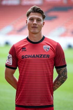 Jonas Scholz 15, FCI FC Ingolstadt 04 3 Liga, portrait date 2025 2026 3 Liga FC Ingolstadt 04 season 2025 2026