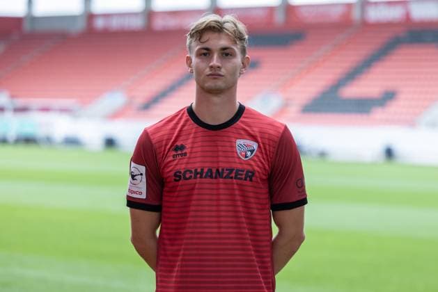 Jasper Maljojoki 23, FCI FC Ingolstadt 04 3 Liga, porträttermin 2025 2026 headshot, headshots, portrait, introduction, presentation, press event, soccer, GER 3 Liga FC Ingolstadt 04 season 2025 2026