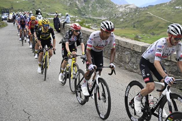 British Simon Philip Yates of Team Visma-Lease a Bike, Danish Jonas Vingegaard Hansen of Team Visma-Lease a Bike and Ecuadorian Jhonatan Narvaez of UAE Team Emirates pictured in action during stage 19 of the 2025 Tour de France cycling race, from Albertville to La Plagne (130km), on Friday 25 July 2025 in France. The 112th edition of the Tour de France starts on Saturday 5 July in Lille, France, and will finish in Paris, France on the 27th of July. JASPERxJACOBS  x129996510x