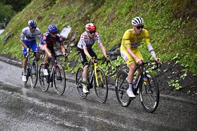 German Florian Lipowitz of RedBull-BORA-hansgrohe, British Edgar Oscar Onley of Team Picnic PostNL, Danish Jonas Vingegaard Hansen of Team Visma-Lease a Bike and Slovenian Tadej Pogacar of UAE Team Emirates pictured in action during stage 19 of the 2025 Tour de France cycling race, from Albertville to La Plagne (130km), on Friday 25 July 2025 in France. The 112th edition of the Tour de France starts on Saturday 5 July in Lille, France, and will finish in Paris, France on the 27th of July. JASPERxJACOBS  x129998872x