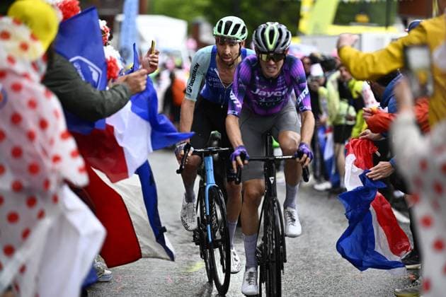 French Aurelien Paret Peintre of Decathlon AG2R La Mondiale Team and Australian Ben O Connor of Team Jayco AlUla pictured in action during stage 19 of the 2025 Tour de France cycling race, from Albertville to La Plagne (130km), on Friday 25 July 2025 in France. The 112th edition of the Tour de France starts on Saturday 5 July in Lille, France, and will finish in Paris, France on the 27th of July. JASPERxJACOBS  x129999154x