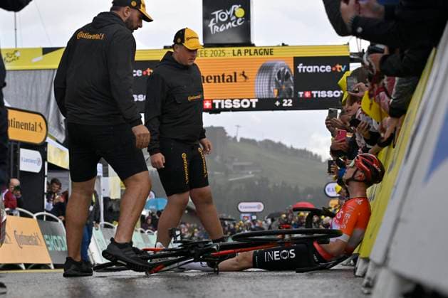 Tour de France 2025 Stage 19 LA PLAGNE, FRANCE - JULY 25 : Arensman Thymen (NED) of INEOS Grenadiers wins during stage 19 of the 112th edition of Tour de France an UCI World Tour 2.UWT cycling road race stage for Men Elite of 130 km with start in Albertville and finish in La Plagne on July 25, 2025 in La Plagne, France, 25 07 2025 ( Motordriver Kenny Verfaillie - La Plagne France  Copyright: xJanxDexMeuleneirx