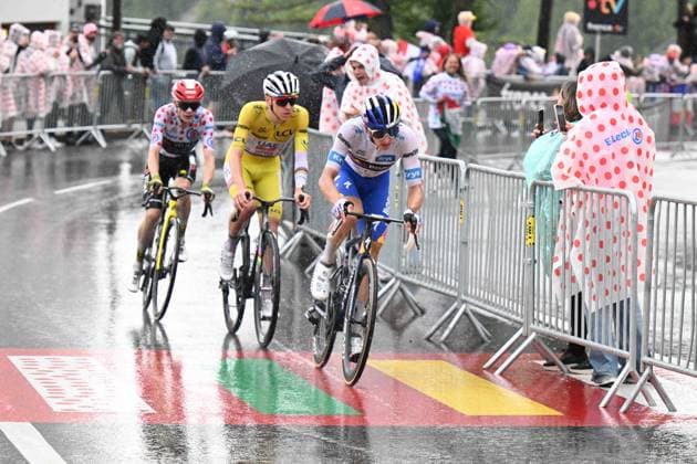 25-07-2025 Tour De France; Tappa 19 Albertville - La Plagne; 2025, Red Bull - Bora Hansgrohe; 2025, Uae Team Emirates - Xrg; 2025, Visma - Lease A Bike; Lipowitz, Florian; Pogacar, Tadej; Vingegaard, Jonas; La Plagne; 