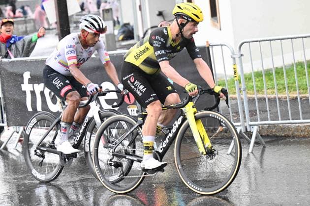 25-07-2025 Tour De France; Tappa 19 Albertville - La Plagne; 2025, Visma - Lease A Bike; 2025, Uae Team Emirates - Xrg; Campenaerts, Victor; Henao, Sergio; La Plagne; 