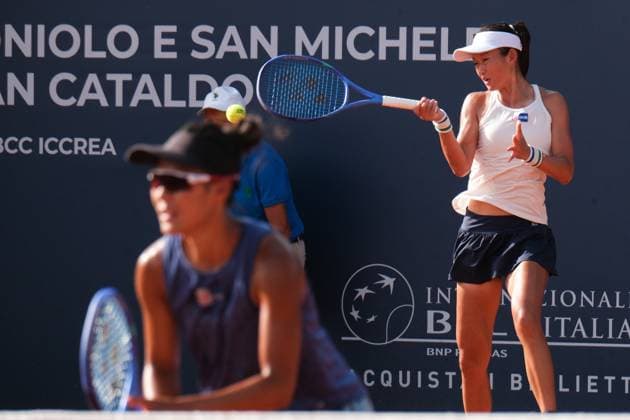Estelle Cascino and Shuo Feng in action against Amina Anshba and I-Hsuan Cho and Yi-Tsen Cho during the 36th Palermo Ladies Open at Country Time Club during 36Â° Palermo Ladies Open, International Tennis match in Palermo, Italy, July 25 2025  Copyright: xFedericoxSerra IPAxSportx xipa-agency.netx xx IPA_60971795 IPA_Agency_IPA60971795