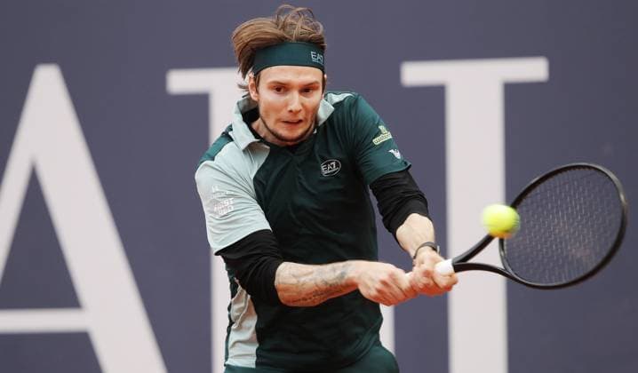 TENNIS - ATP, Tennis Herren Generali Open 2025 KITZBUEHEL,AUSTRIA,25.JUL.25 - TENNIS - ATP World Tour, Generali Open. Image shows Alexander Bublik (KAZ).  GEPAxpictures xMatthiasxHauer