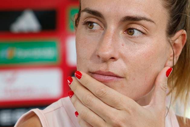 Spain s Alexia Putellas delivers remarks during a press conference, PK, Pressekonferenz in Lausanne, Switzerland, 25 July 2025. Spain will face England in the UEFA Women s Euro final soccer match on 27 July. Spain s presser !ACHTUNG: NUR REDAKTIONELLE NUTZUNG!  Copyright: xAnaxEscobarx GRAF309 20250725-55017504645_1