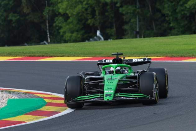 Formula 1 Moët & Chandon Belgian Grand Prix 2025 Laurent Lefebvre OVERTAKE MAXPPP - Stavelot 25 07 2025 27 HULKENBERG Nico (ger), Stake F1 Team KICK Sauber, action at the Formula 1 Moët & Chandon Belgian Grand Prix 2025, the 13th round of the 2025 FIA Formula 1 World Championship, WM, Weltmeisterschaft at the Circuit de Spa-Francorchamps in Stavelot, Belgium, from July 24 to 27, 2025 Stavelot Belgium  Copyright: xOVERTAKE MAXPPPxLaurentxLefebvrex OVT202507263884 OVT202507263884
