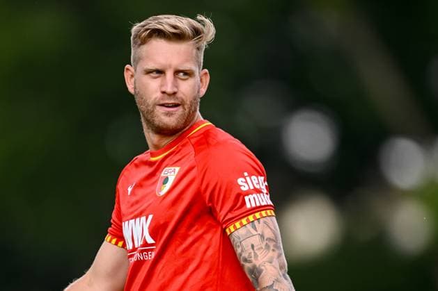 Football, Arne Maier moves from FC Augsburg to Ujpest Budapest with sports director Pal Dardai, Archive