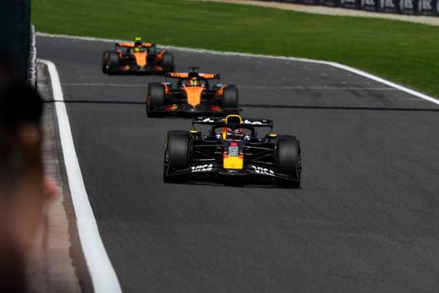 F1 - BELGIAN GRAND PRIX 2025 01 VERSTAPPEN Max (nld), Red Bull Racing RB21, action during the 2025 Formula 1 Belgian Grand Prix, 13th round of the 2025 FIA Formula One World Championship, WM, Weltmeisterschaft from July 25 to 27, 2025 on the Circuit de Spa-Francorchamps, in Stavelot, Belgium -  Copyright: xFLORENTxGOODENx