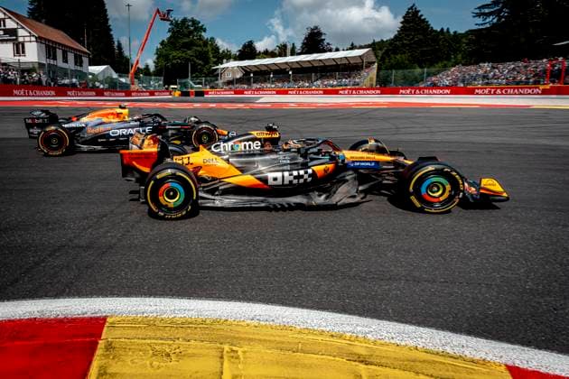 Formule 1 driver Oscar Piastri of McLaren, Formule 1 driver MAX Verstappen of Red Bull Racing during the sprintrace and qualification Grand Prix Formula 1 Spa Francorchamps 2025 at the Circuit Spa Francorchamps for the Formula 1 Moët Chandon Belgium Grand Prix 2025 season 2025 2026 in SPA, Belgium on 26 july 2025, photo by Marcel van Dorst EYE4images DeFodi Images