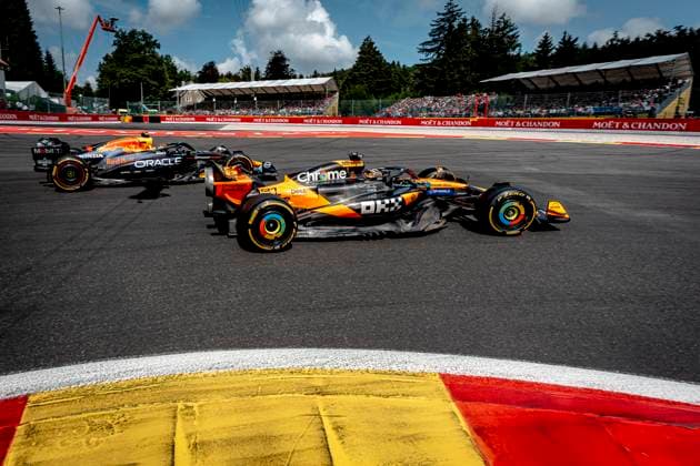 Formule 1 driver Oscar Piastri of McLaren, Formule 1 driver MAX Verstappen of Red Bull Racing during the sprintrace and qualification Grand Prix Formula 1 Spa Francorchamps 2025 at the Circuit Spa Francorchamps for the Formula 1 Moët Chandon Belgium Grand Prix 2025 season 2025 2026 in SPA, Belgium on 26 july 2025, photo by Marcel van Dorst EYE4images DeFodi Images