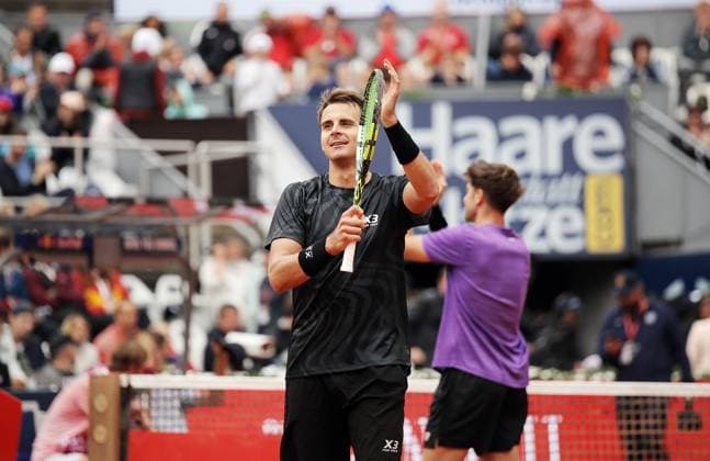 TENNIS - ATP, Tennis Herren Generali Open 2025 KITZBUEHEL,AUSTRIA,26.JUL.25 - TENNIS - ATP World Tour, Generali Open. Image shows the rejoicing of Petr Nouza (CZE) and Patrik Rikl (CZE).  GEPAxpictures xMatthiasxHauer