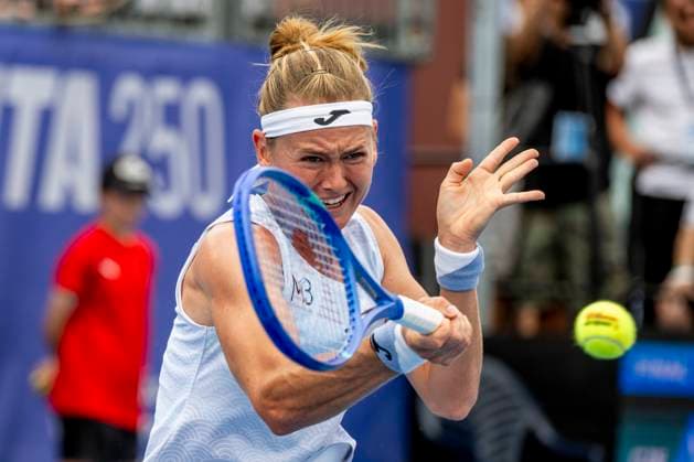 Czech tennis player Marie Bouzkova playes against Czech Linda Noskova at the WTA, Tennis Damen Livesport Prague Open 2025 women s singles final on the courts of TK Sparta Prague, in Prague, Czech Republic, on July 26, 2025. (CTKxPhoto OndrejxDeml) CTKPhotoP2025072603600  CTKPhotoP2025072603600