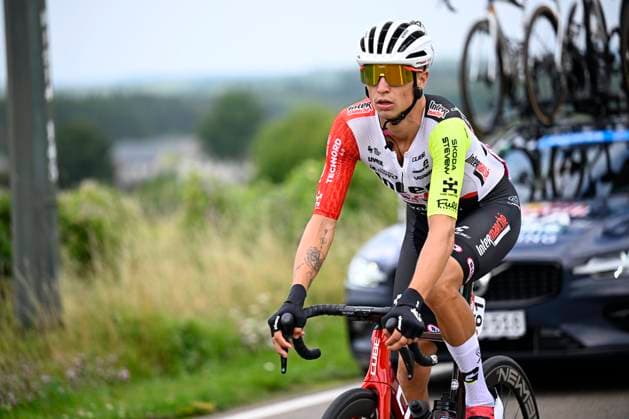 Tour de Wallonie 2025 Stage 1 NASSOGNE, BELGIUM - JULY 26 : De Pooter Dries of Intermarche - Wanty in action during stage 1 of the 30th edition of Tour de Wallonie an UCI ProSeries 2.Pro cycling road race stage for Men Elite of 182 km with start in Nassogne and finish in Nassogne on July 26, 2025 in Nassogne, Belgium, 26 07 2025 ( Motordriver Pieter Van Herzele - Nassogne Belgium  Copyright: xTomasxSiskx