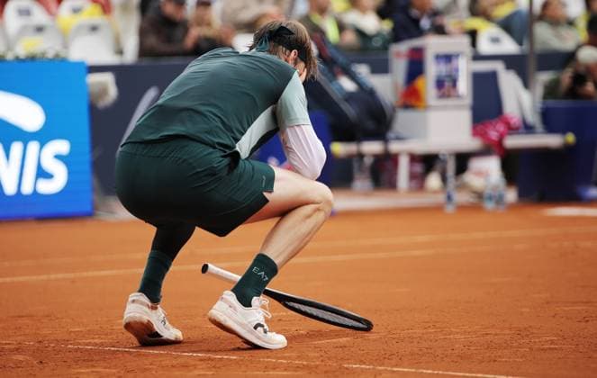 TENNIS - ATP, Tennis Herren Generali Open 2025 KITZBUEHEL,AUSTRIA,26.JUL.25 - TENNIS - ATP World Tour, Generali Open. Image shows the rejoicing of Alexander Bublik (KAZ).  GEPAxpictures xMatthiasxHauer