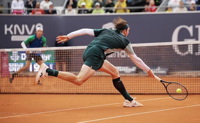 TENNIS - ATP, Tennis Herren Generali Open 2025 KITZBUEHEL,AUSTRIA,26.JUL.25 - TENNIS - ATP World Tour, Generali Open. Image shows Alexander Bublik (KAZ).  GEPAxpictures xMatthiasxHauer