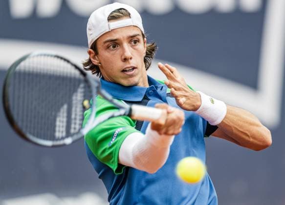 26 07 2025, Sportpark, Kitzbühel, AUT, ATP Tour, Generali Open Kitzbühel 2025, Final, Mens Singles, pictured Arthur Cazaux FRA Arthur Cazaux of France during men s single final match at the 2025 Generali Open Kitzbühel of the ATP Tour at the Sportpark in Kitzbühel, Austria on 2025 07 26 Expa Kitzbühel  EP_ade