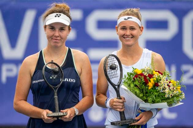 Czech tennis player Marie Bouzkova (right) won the match against Czech Linda Noskova (left) at the WTA, Tennis Damen Livesport Prague Open 2025 women s singles final on the courts of TK Sparta Prague, in Prague, Czech Republic, on July 26, 2025. (CTKxPhoto OndrejxDeml) CTKPhotoP2025072604184  CTKPhotoP2025072604184