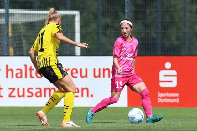 26 07 2025, Football, Women, Test match, Season 2025 2026, Borussia Dortmund vs Cerezo Osaka at BVB Hohenbuschei Football Park in Dortmund Germany Frederike Kempe Borussia Dortmund, 21 , Moka Cerezo Osaka, 19 Dortmund Football Park BVB Hohenbuschei North Rhine-Westphalia Germany FZ