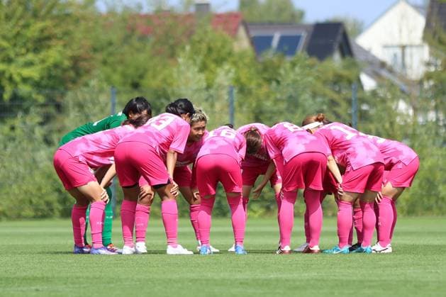 26 07 2025, Football, Women, Test match, Season 2025 2026, Borussia Dortmund vs Cerezo Osaka at BVB Hohenbuschei Football Park in Dortmund Germany Cerezo Osaka before the match Dortmund BVB Hohenbuschei Football Park North Rhine-Westphalia Germany FZ