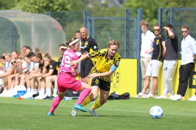 26 07 2025, Football, Women, Test match, Season 2025 2026, Borussia Dortmund vs Cerezo Osaka at BVB Hohenbuschei Football Park in Dortmund Germany Paula Reimann Borussia Dortmund, 13 Dortmund Football Park BVB Hohenbuschei North Rhine-Westphalia Germany FZ