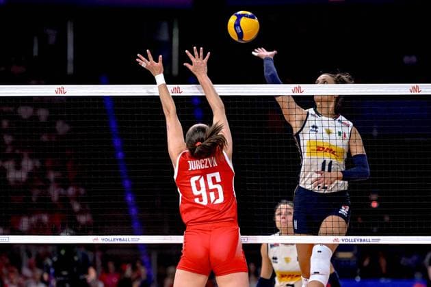 LODZ 26.07.2025 SIATKOWKA KOBIET LIGA NARODOW 2025 TURNIEJ FINALOWY: WLOCHY- POLSKA --- WOMENS VOLLEYBALL NATIONS LEAGUE 2025 FINAL ROUND MATCH IN LODZ: ITALY - POLAND N Z MAGDALENA JURCZYK ANNA DANESI FOT. PAWEL PIOTROWSKI 400MM.PL NEWSPIX.PL --- newspix.pl 