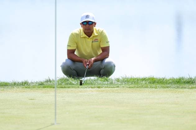 July 26th, 2025: Kurt Kitayama of the United States lines up his putt on the 18th during the third round of the 3M Open 2025 at TPC Twin Cities on July 26th, 2025 in Blaine, Minnesota. -CSM Blaine USA - ZUMAc04_ 20250726_zma_c04_051 Copyright: xStevenxGarciax