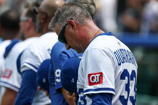 July 26, 2025: Kansas City Royals manager Matt Quatraro (33) stands during the National Anthem before a game against the Cleveland Guardians at Kauffman Stadium in Kansas City, MO. CSM Kansas City United States of America - ZUMAc04_ 20250726_zma_c04_065 Copyright: xDavidxSmithx