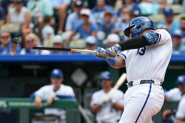 July 26, 2025: Kansas City Royals catcher Salvador Perez (13) singles and breaks his bat against the Cleveland Guardians during the second inning at Kauffman Stadium in Kansas City, MO. CSM Kansas City United States of America - ZUMAc04_ 20250726_zma_c04_072 Copyright: xDavidxSmithx